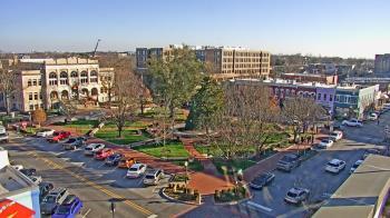 Weather camera view of Walton�s 5 & 10.