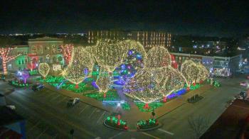 Weather camera view of Walton�s 5 & 10.