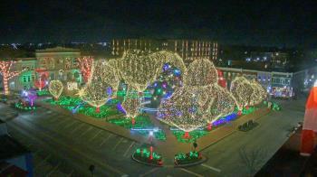 Weather camera view of Walton�s 5 & 10.