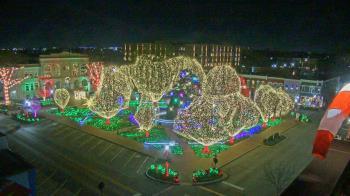 Weather camera view of Walton�s 5 & 10.