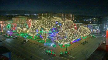 Weather camera view of Walton�s 5 & 10.