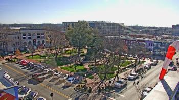 Weather camera view of Walton�s 5 & 10.