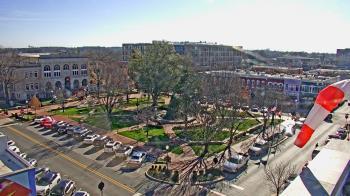 Weather camera view of Walton�s 5 & 10.