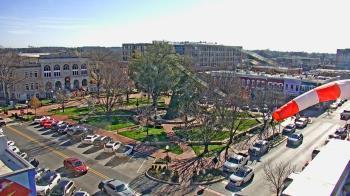 Weather camera view of Walton�s 5 & 10.