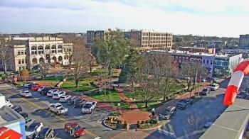 Weather camera view of Walton�s 5 & 10.