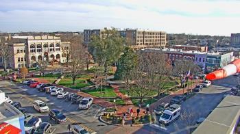 Weather camera view of Walton�s 5 & 10.