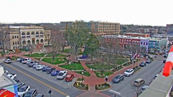 Weather camera view of Walton�s 5 & 10.