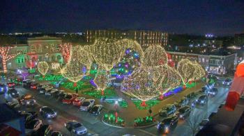 Weather camera view of Walton�s 5 & 10.