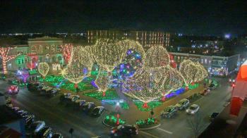 Weather camera view of Walton�s 5 & 10.