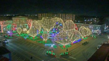 Weather camera view of Walton�s 5 & 10.