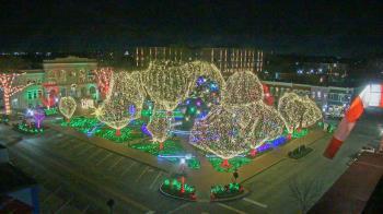 Weather camera view of Walton�s 5 & 10.