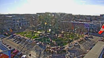 Weather camera view of Walton�s 5 & 10.