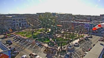 Weather camera view of Walton�s 5 & 10.