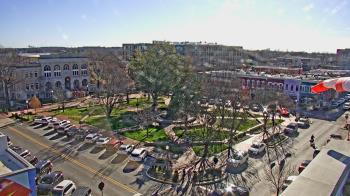 Weather camera view of Walton�s 5 & 10.