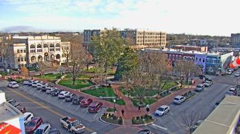 Weather camera view of Walton�s 5 & 10.