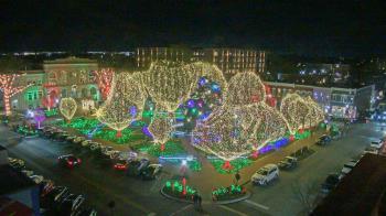 Weather camera view of Walton�s 5 & 10.