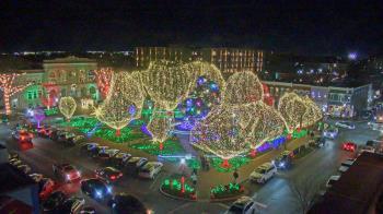 Weather camera view of Walton�s 5 & 10.