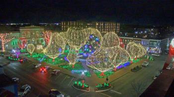 Weather camera view of Walton�s 5 & 10.