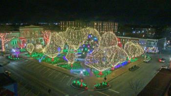 Weather camera view of Walton�s 5 & 10.