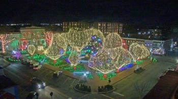 Weather camera view of Walton�s 5 & 10.