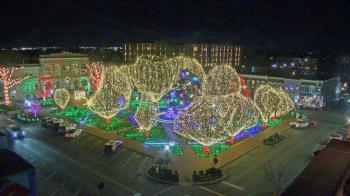 Weather camera view of Walton�s 5 & 10.