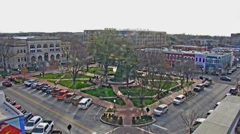 Weather camera view of Walton�s 5 & 10.