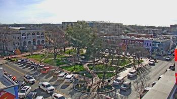 Weather camera view of Walton�s 5 & 10.