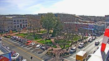 Weather camera view of Walton�s 5 & 10.