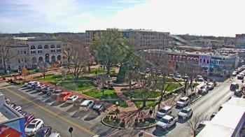 Weather camera view of Walton�s 5 & 10.