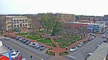 Weather camera view of Walton�s 5 & 10.