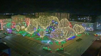 Weather camera view of Walton�s 5 & 10.