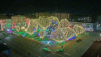 Weather camera view of Walton�s 5 & 10.