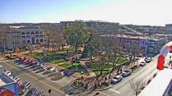 Weather camera view of Walton�s 5 & 10.