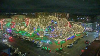 Weather camera view of Walton�s 5 & 10.