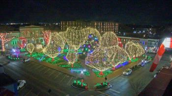 Weather camera view of Walton�s 5 & 10.