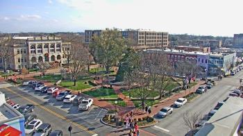 Weather camera view of Walton�s 5 & 10.