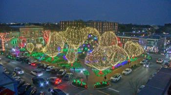 Weather camera view of Walton�s 5 & 10.