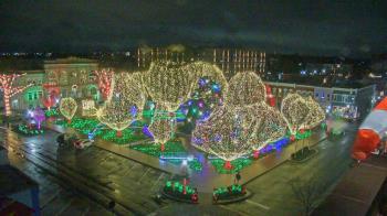 Weather camera view of Walton�s 5 & 10.