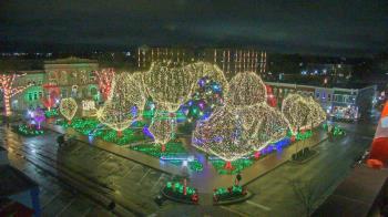 Weather camera view of Walton�s 5 & 10.