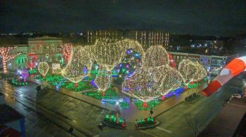 Weather camera view of Walton�s 5 & 10.