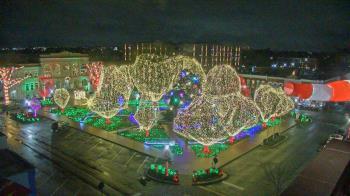 Weather camera view of Walton�s 5 & 10.