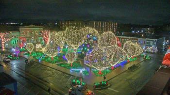 Weather camera view of Walton�s 5 & 10.