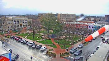 Weather camera view of Walton�s 5 & 10.