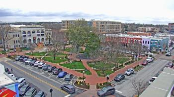 Weather camera view of Walton�s 5 & 10.