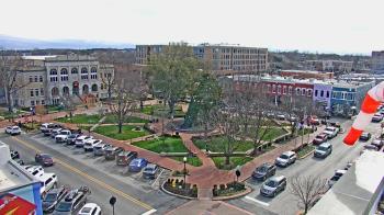 Weather camera view of Walton�s 5 & 10.