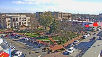 Weather camera view of Walton�s 5 & 10.