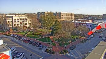 Weather camera view of Walton�s 5 & 10.