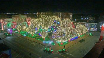 Weather camera view of Walton�s 5 & 10.