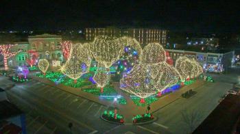 Weather camera view of Walton�s 5 & 10.