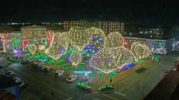 Weather camera view of Walton�s 5 & 10.